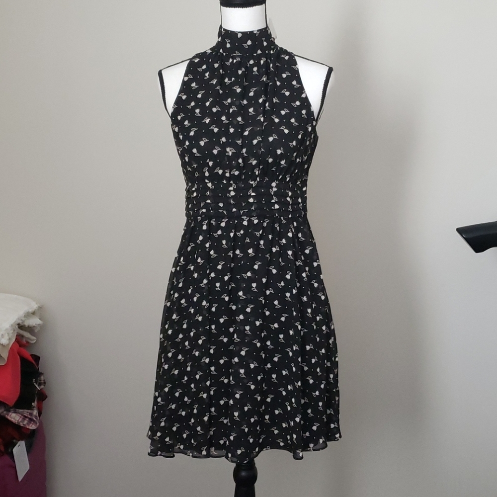 NWT YA Los Angeles High Collar Floral Dress